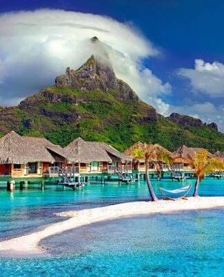 Czy urlop macierzyński i rodzicielski to to samo?